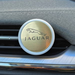 Osviežovač vzduchu Jaguár biely